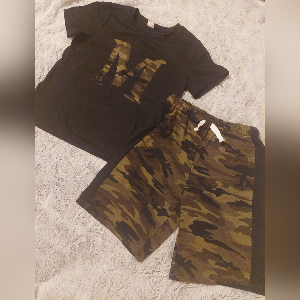 Boys SHEIN Outfit with Letter "M"